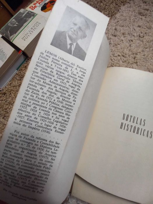 Livros antigos sobre Angola conjunto barato