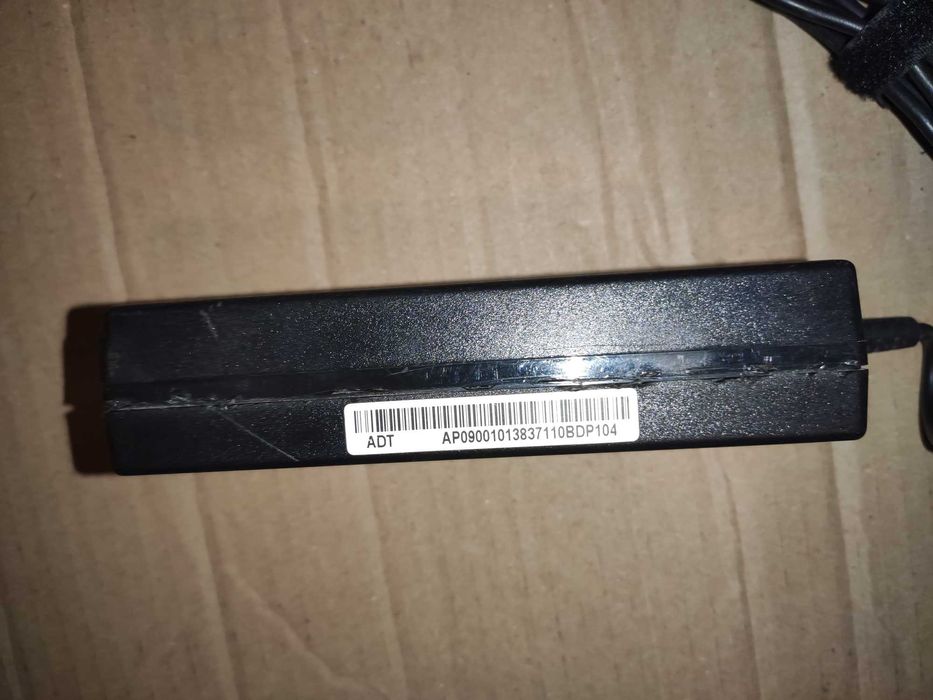 Блок питания для ноутбука  Delta ADP-90SB BB (19V 4.74A)