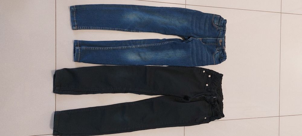 Spodnie jeansy 128/134
