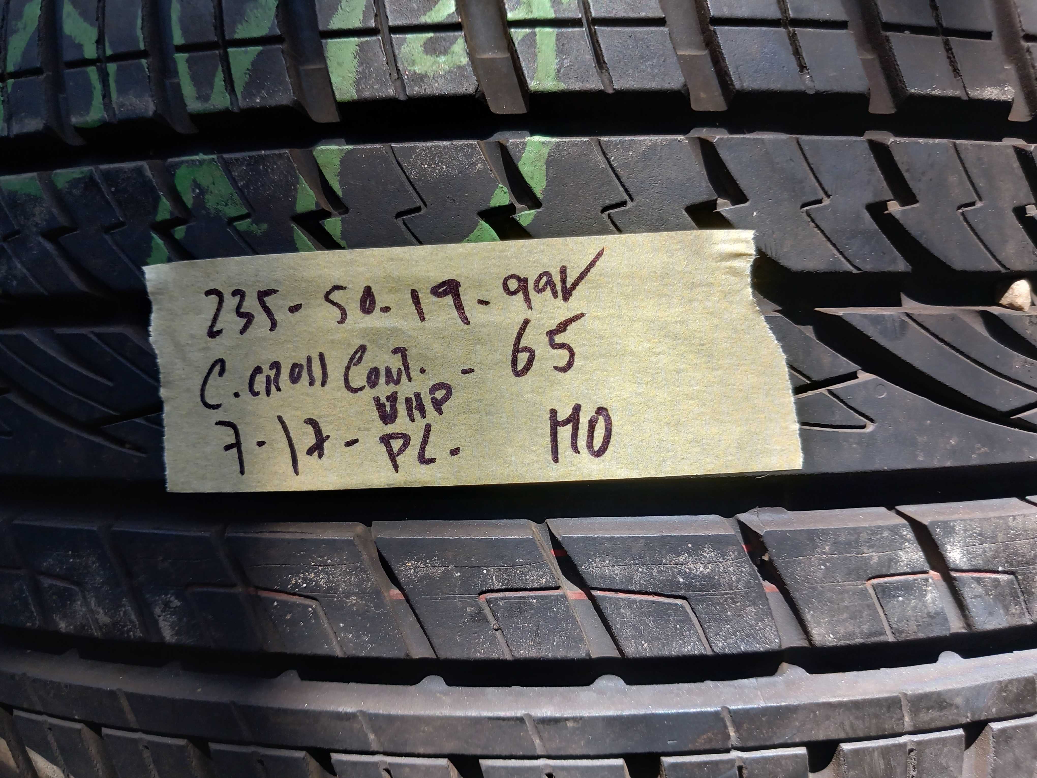 2 pneus 235/50R19 Continental seminovos