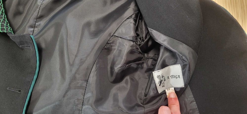 Traje Académico Feminino - Universidade de Aveiro