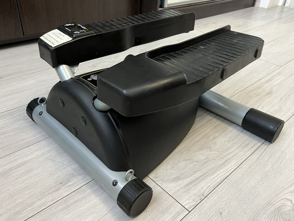 Степер поворотний Lateral Thigh Trainer LTT