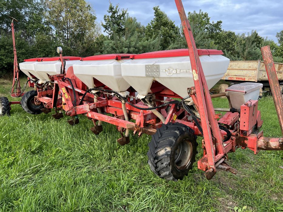 KVERNELAND Optima 8 Cівалка точного висіву пневматична