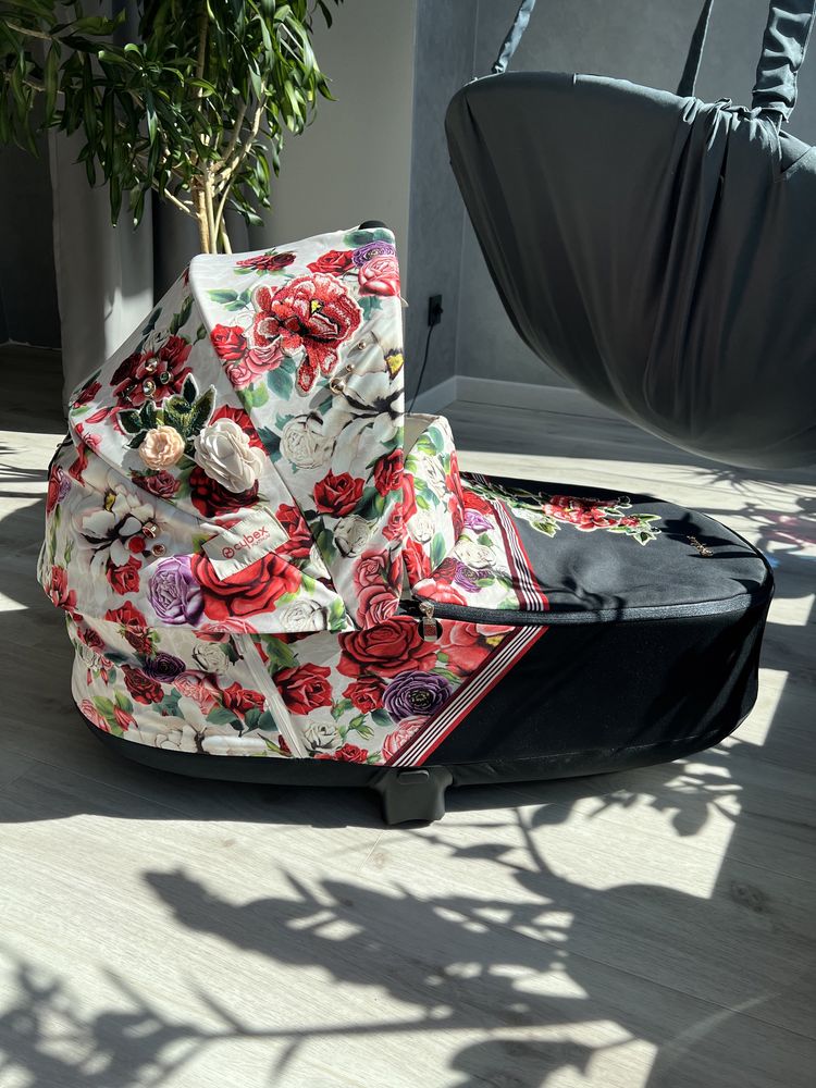 Люлька Cybex Priam Spring Blossom