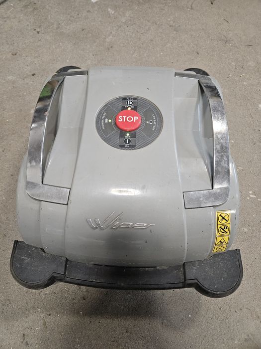 Robot koszący kosiarka Wiper bezprzewodowy