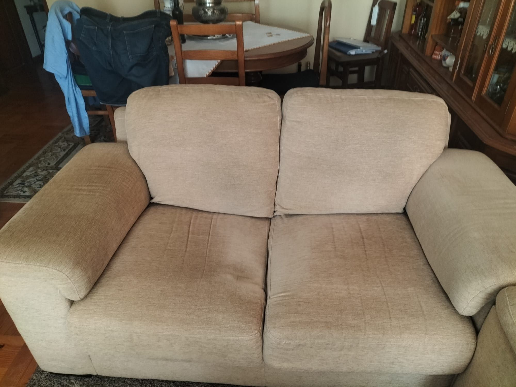 Conjunto de dois sofás