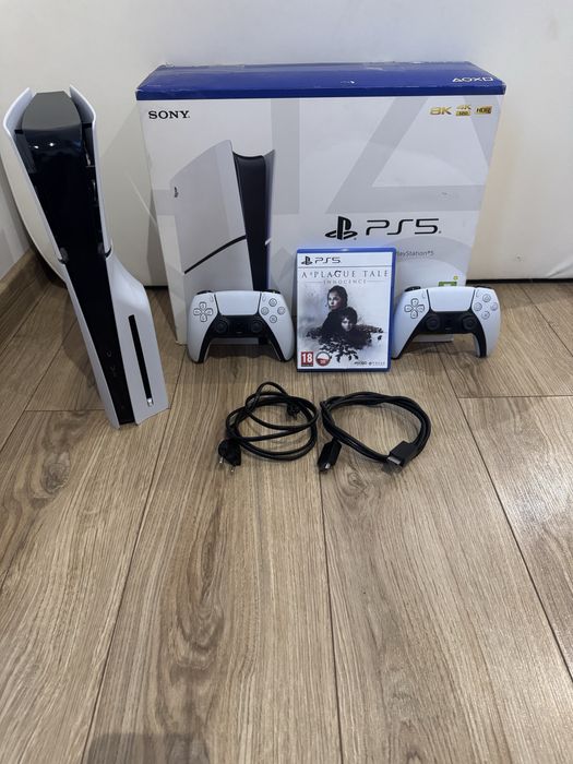 Konsola Playstation 5 Slim z napedem !