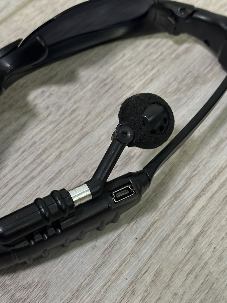 Спортивні окуляри з bluetooth та навушниками (не Oakley)