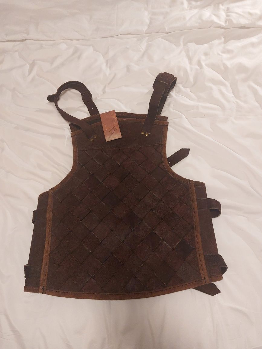 Strój Viking Leather Armour - Brown nowy XL
RFB Viking Leather Armour.