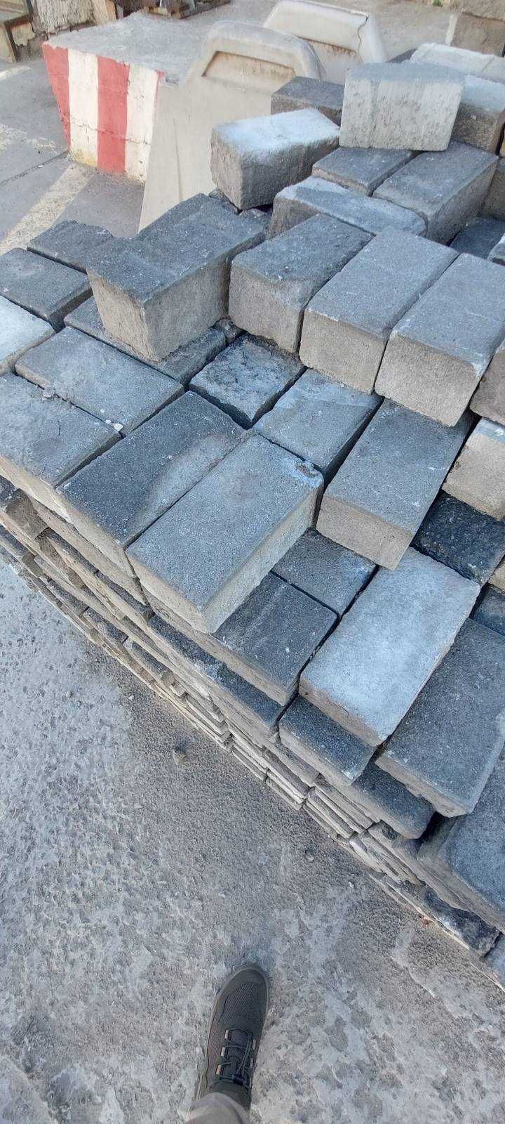 Тротуарна плитка нова та б/у