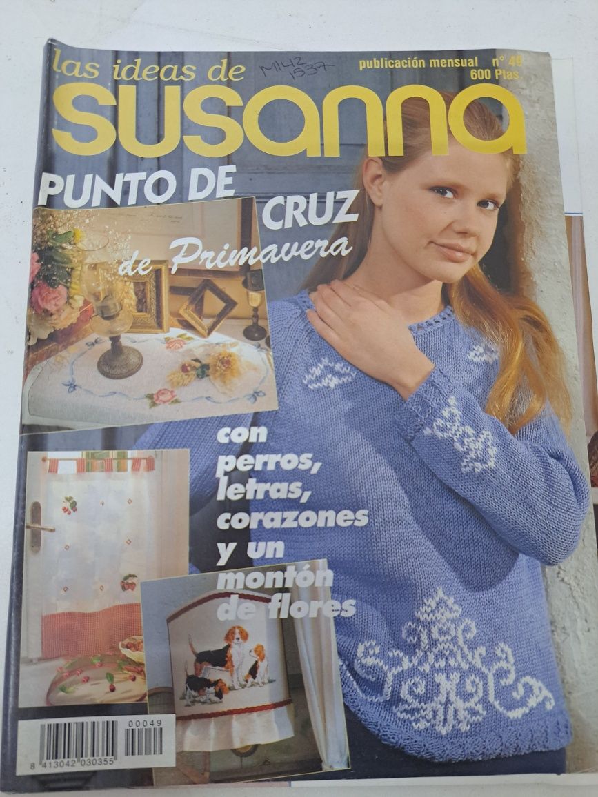 3 Revistas de Ponto de Cruz, da colecção " Susanna".