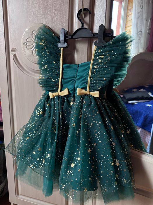 Неймовірна сукня для дівчинки