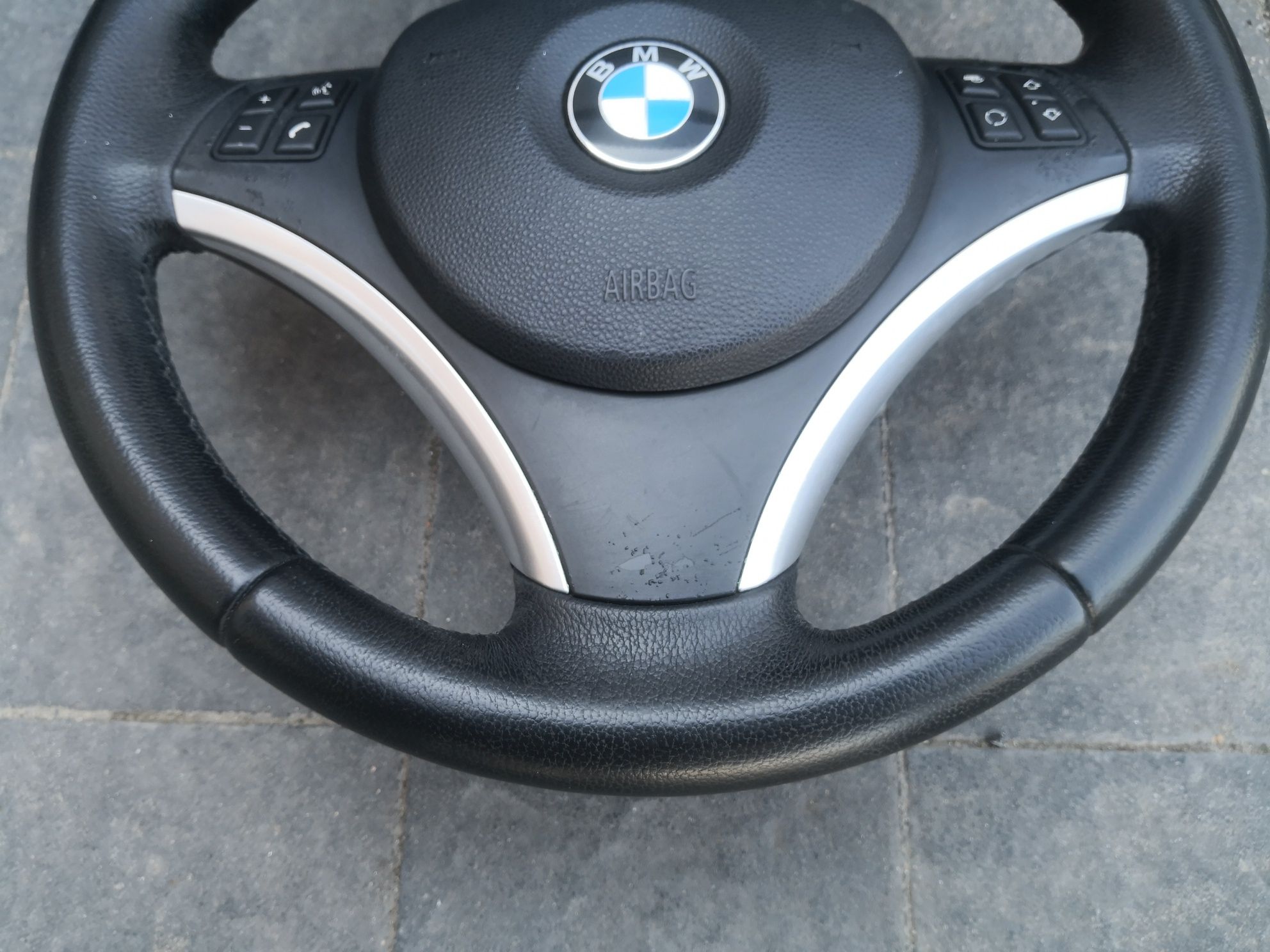 Kierownica multifunkcyjna BMW e87 e81 e82 e88 e90 e91 e92 #13