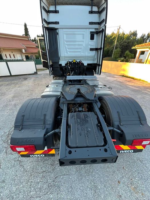 Vendo Iveco S-Way 490