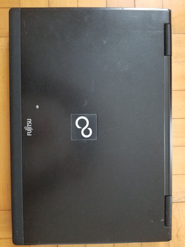 Laptop fujitsu intel core I5