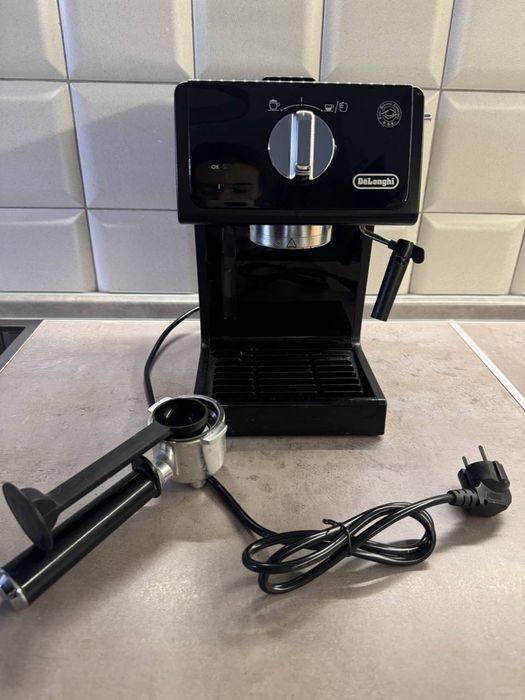 Продам кавомашину DeLonghi