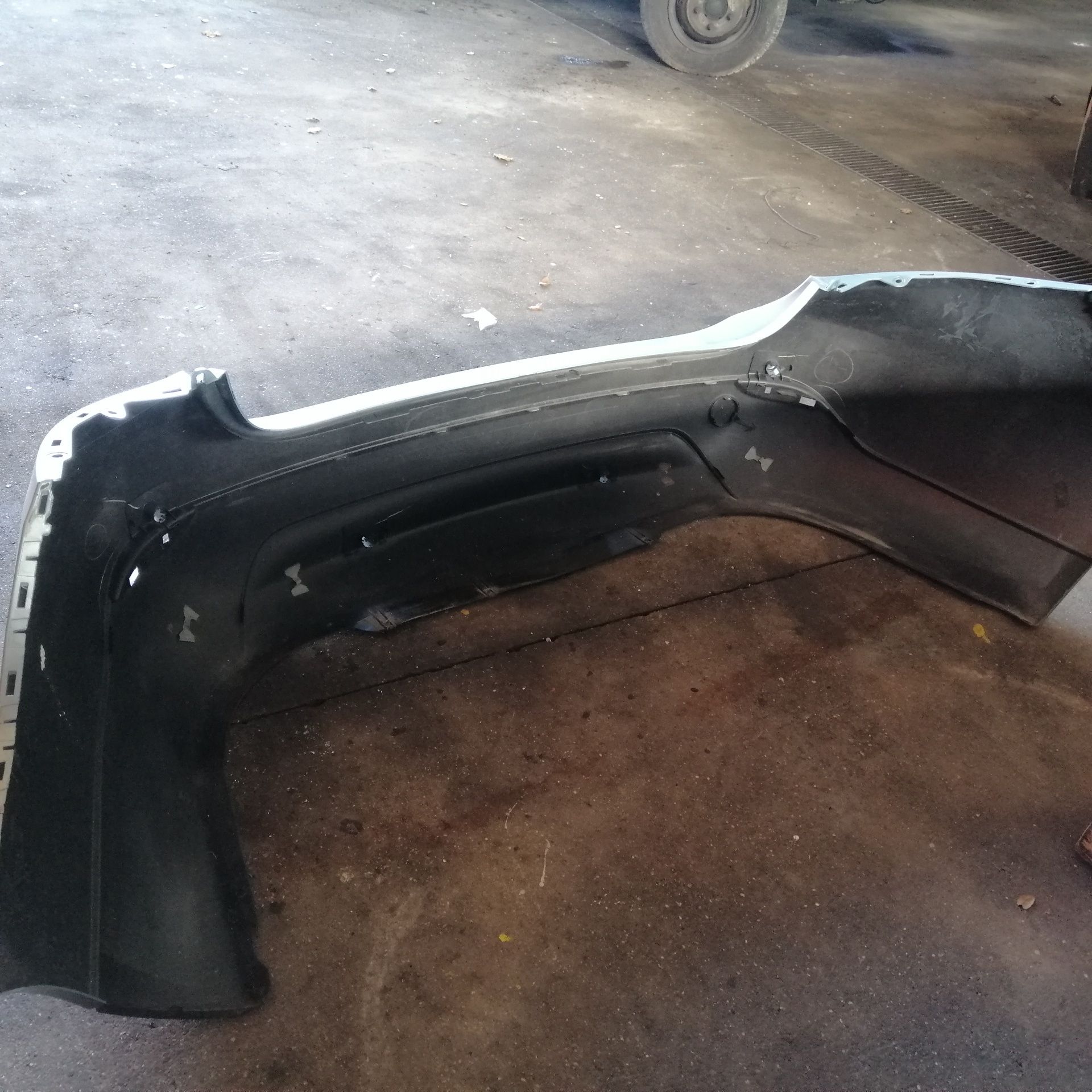 Parachoque fluence ZE