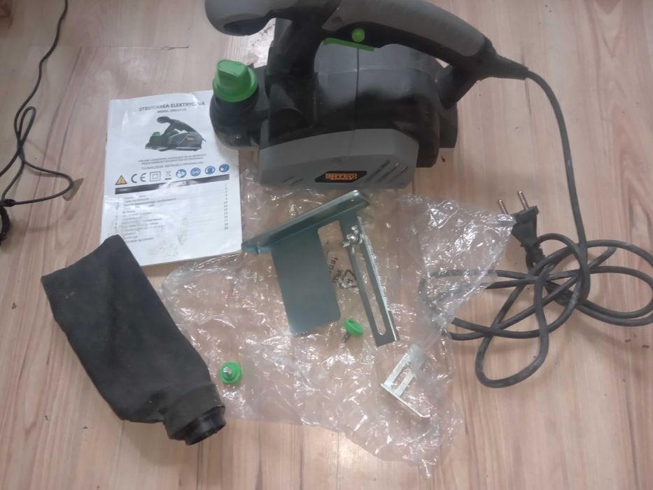 Strugarka elektryczna Niteo Tools