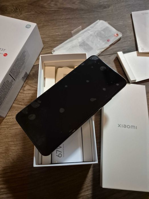 Piekny solidny Mi 13T 8gb 256gb czarny na gwar Xiaomi zamiana bez rat