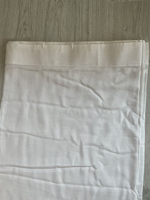 Cortinas em tecido Bege