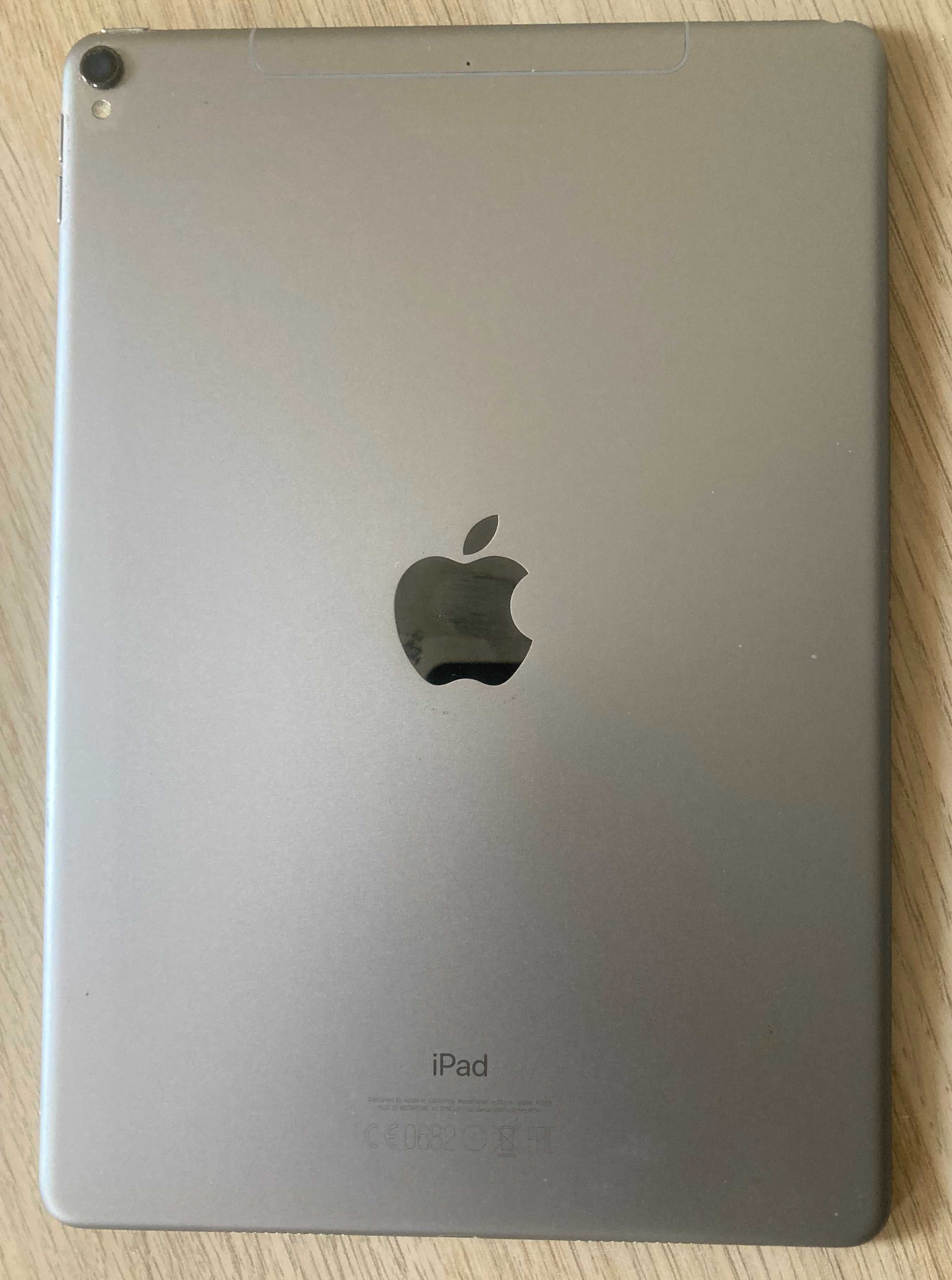 Apple iPad Pro 10,5" 256 GB WiFi + Cellular ( LTE ) Space Gray iOS 17