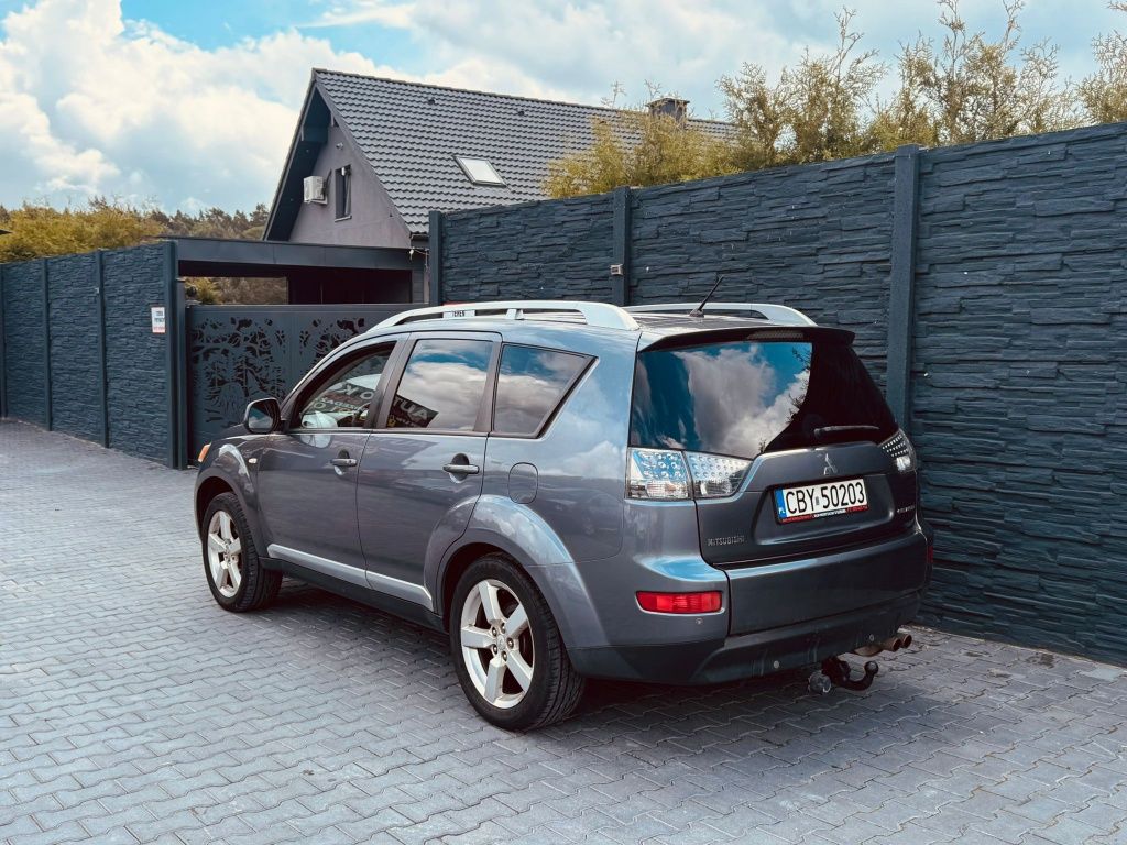 Mitsubishi Outlander 2008r 7-Osobowy 4x4 w bdb stanie ! Doinwestowany