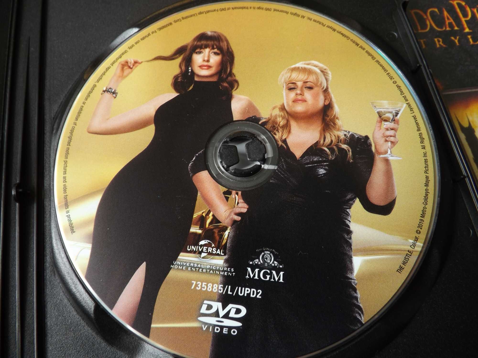 Oszustki dvd film Anne Hathaway Rebel Wilson nowa