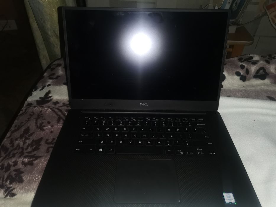 Ноутбук dell p56f