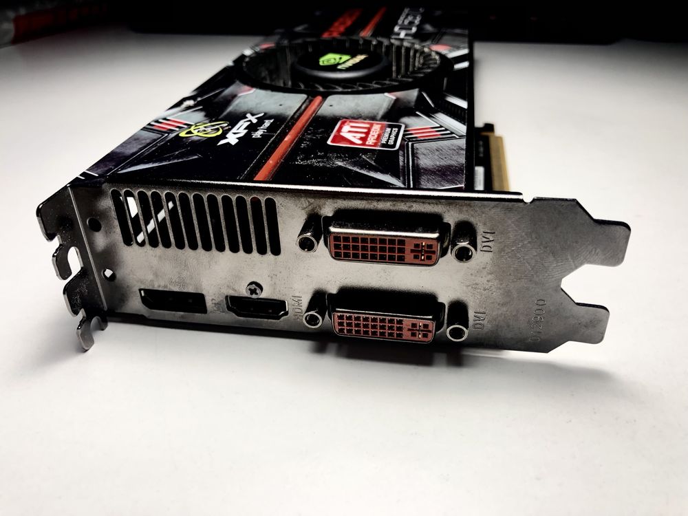 Ati RADEON HD 5870 1GB