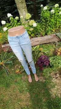 Spodnie rurki jeans z dziurami Idy Denim / L