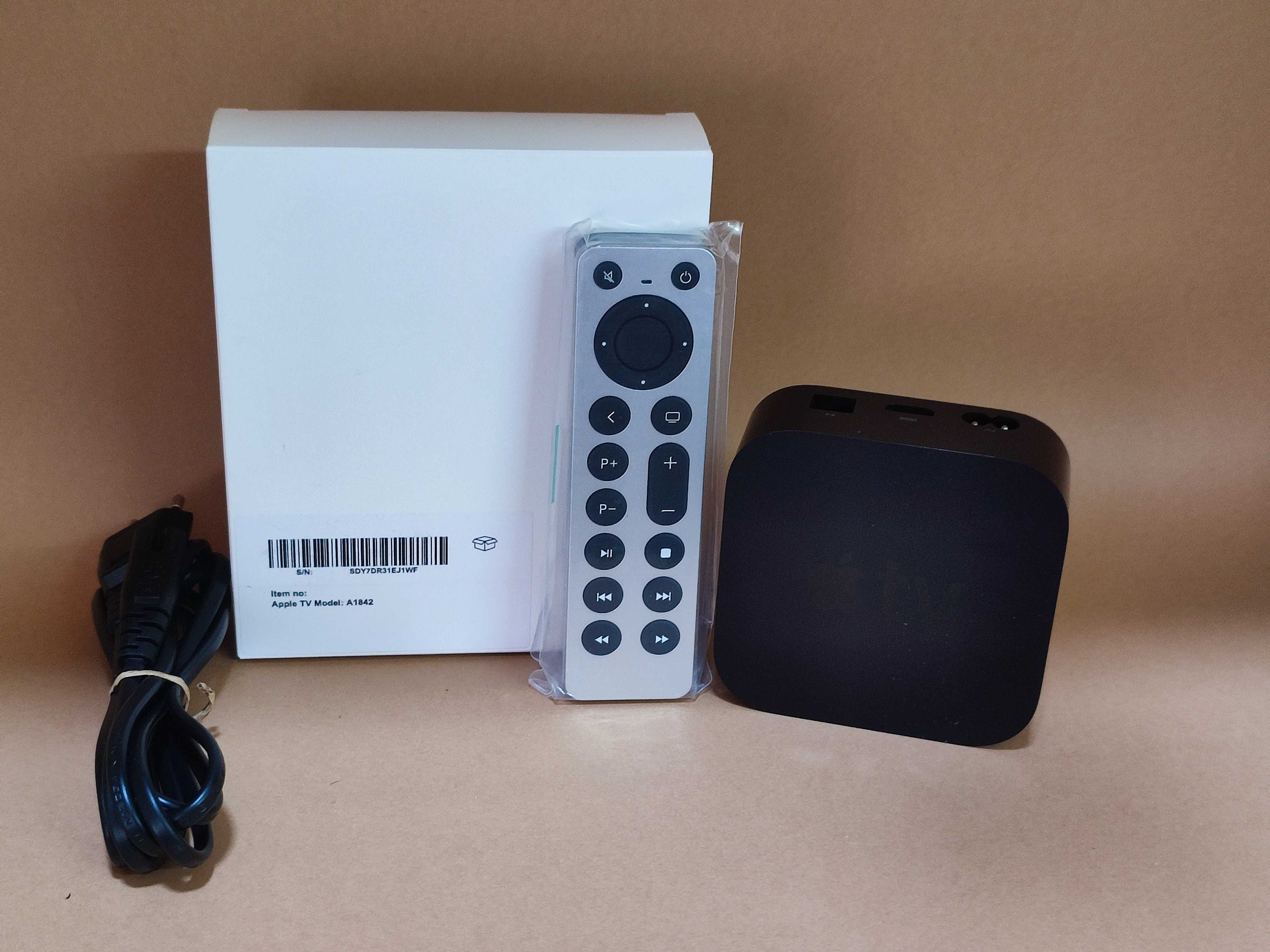 Apple Tv A1842 4K HDR Box 32GB App Store Smart TV Stream Tv.