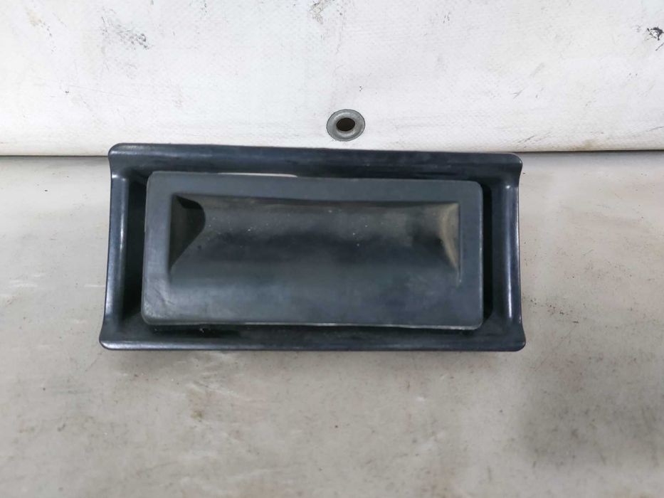 Volkswagen Jetta MK6 11-18 Ручка с кнопкой открытия крышки багажника