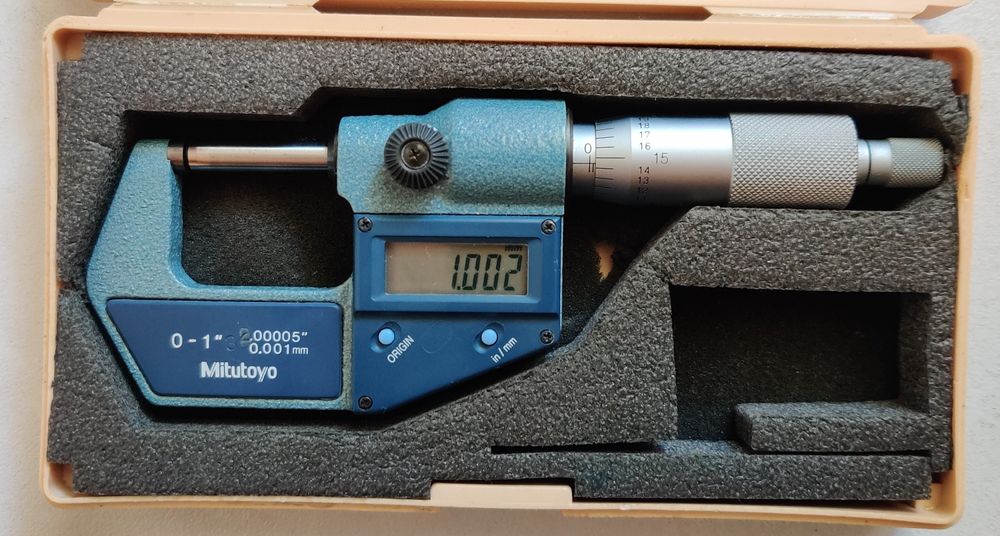 Mitutoyo микрометр