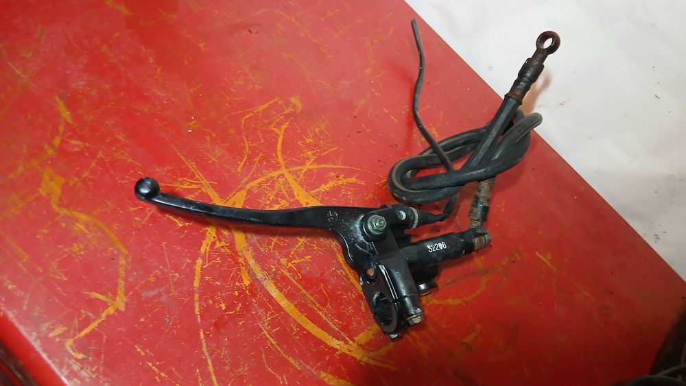 Bomba travão xf25 cima