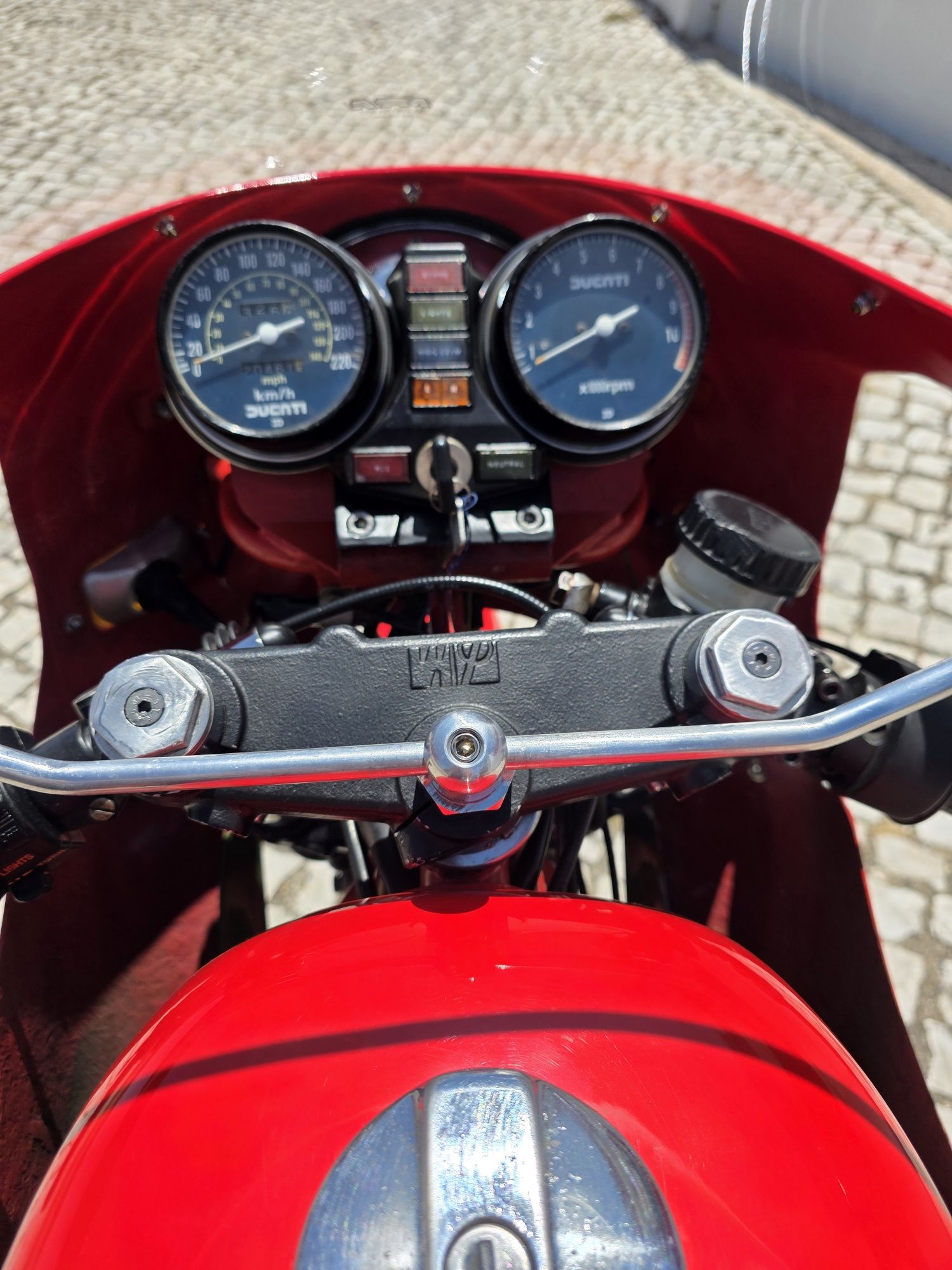 DUCATI MHR900 Mike Hailwood