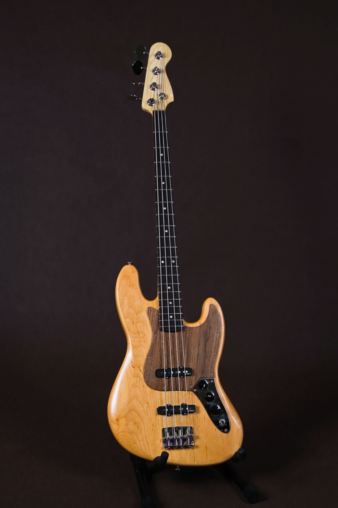 Gitara basowa Jazz Bass – Custom Handmade