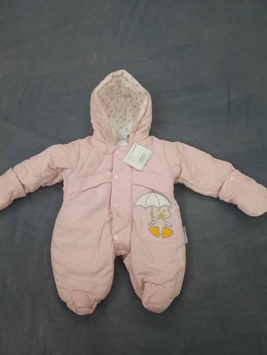 Kombinezon niemowlęcy rozmiar 56