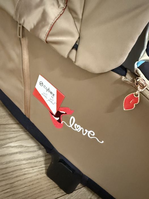 Wózek zestaw 4 w 1 Cybex Priam Karolina Kurkova