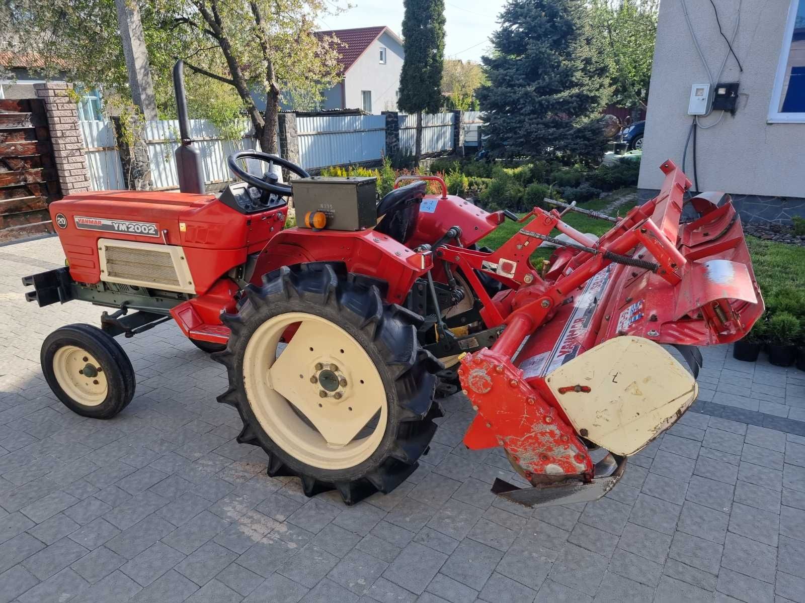 Міні трактор Yanmar YM2002