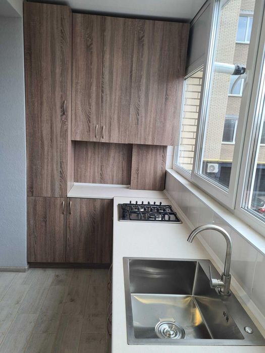 2-к з ремонтом у новому будинку, Київська