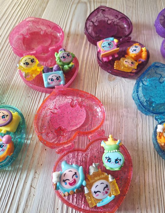 20 figurek i 6 serduszek moji pops okazja