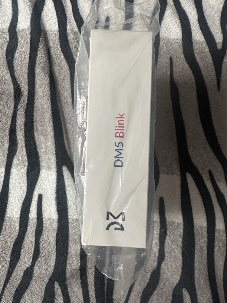 DreamMachines DM5 Blink nowa