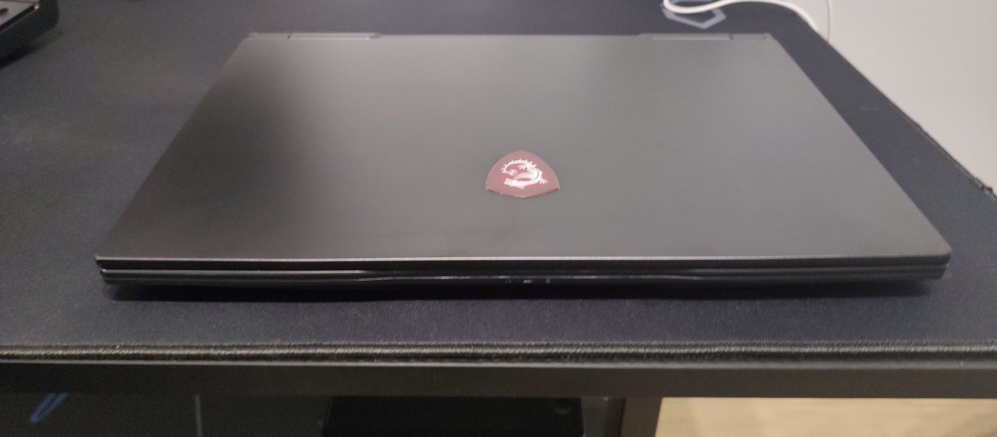 Laptop MSI GL65 95SD