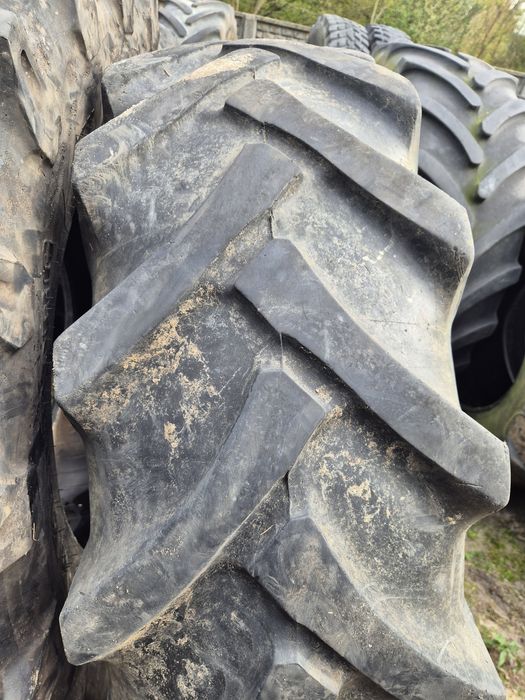 Opona 16.9-30. 16.9r30