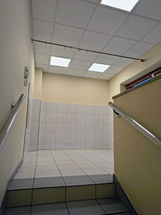Wynajmę biuro/gabinet w centrum Łowicza, ul. Nowa 8