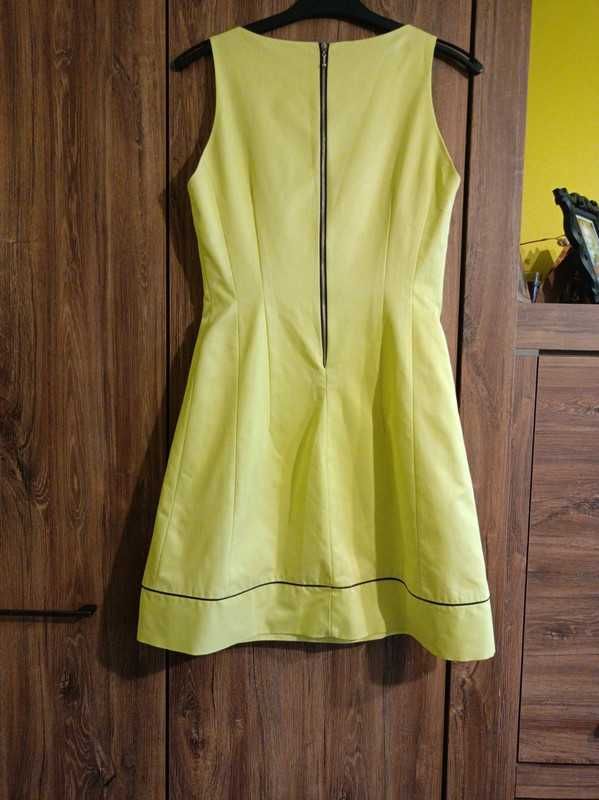 Limonkowa sukienka
