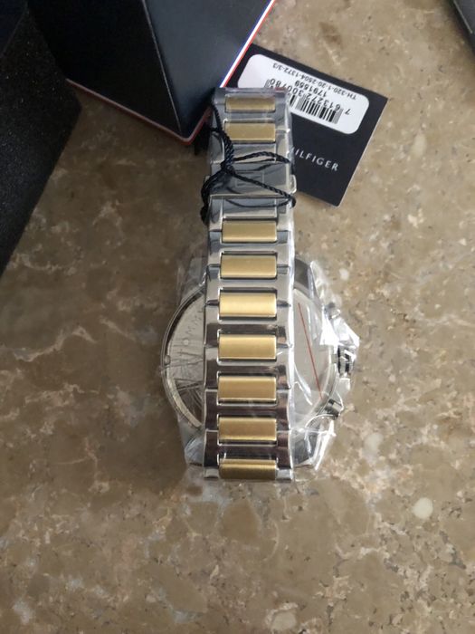 Relógio Tommy hilfiger novo