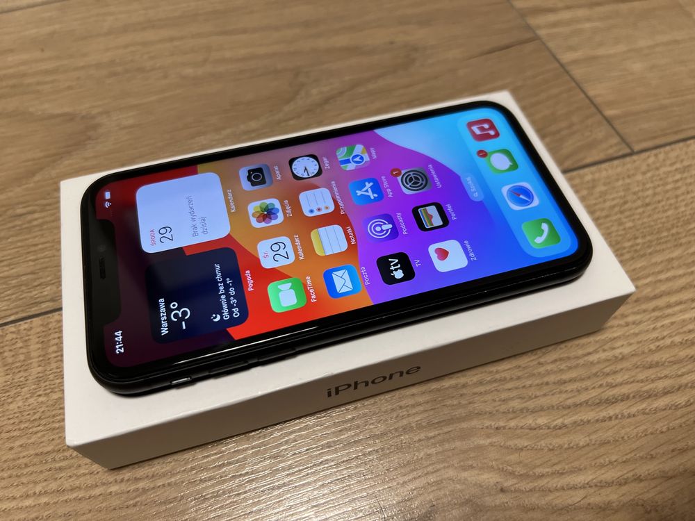 Idealny iPhone 11 64 GB BLACK w PERFEKCYJNYM stanie!