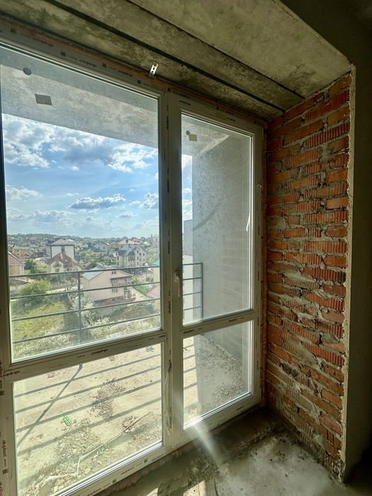 Продається 2км квартира, вул. Підгородня