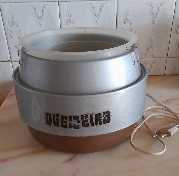 Queijeira vintage a funcionar